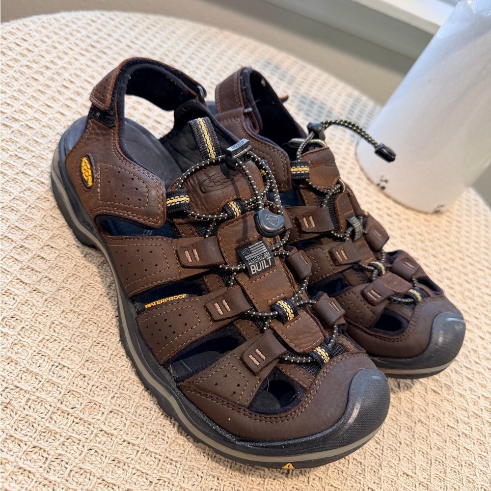 KEEN Brown Leather Men’s Waterproof Hiking Sandals